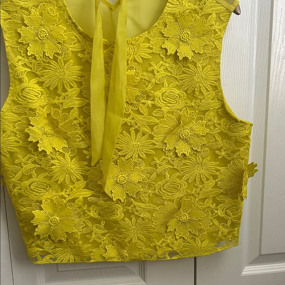 Andrew Marc Yellow Floral Lace Blouse - Picture 1 of 2